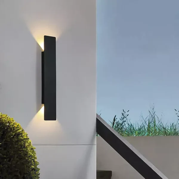 Lampe murale à bande LED étanche