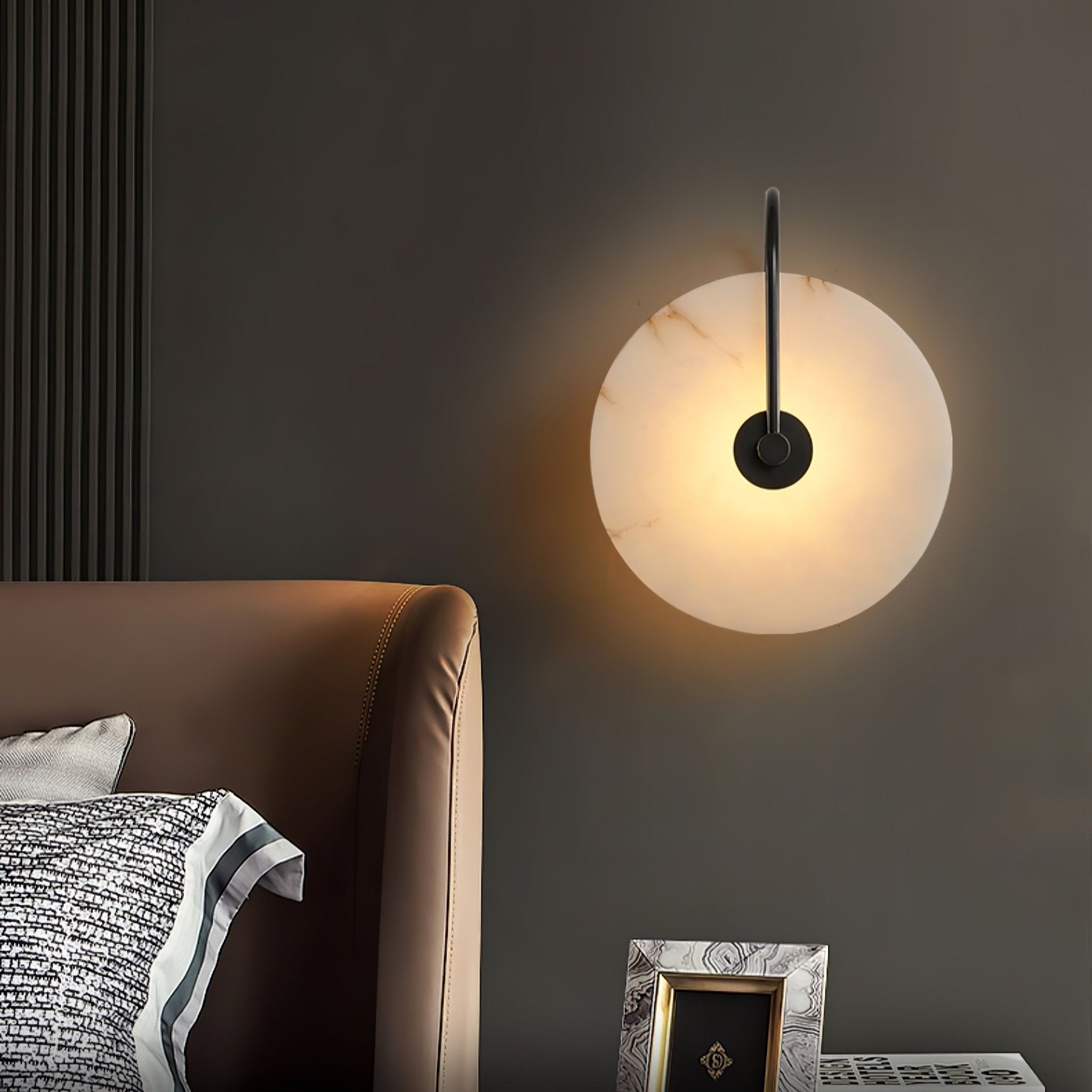 Applique murale LED en albâtre