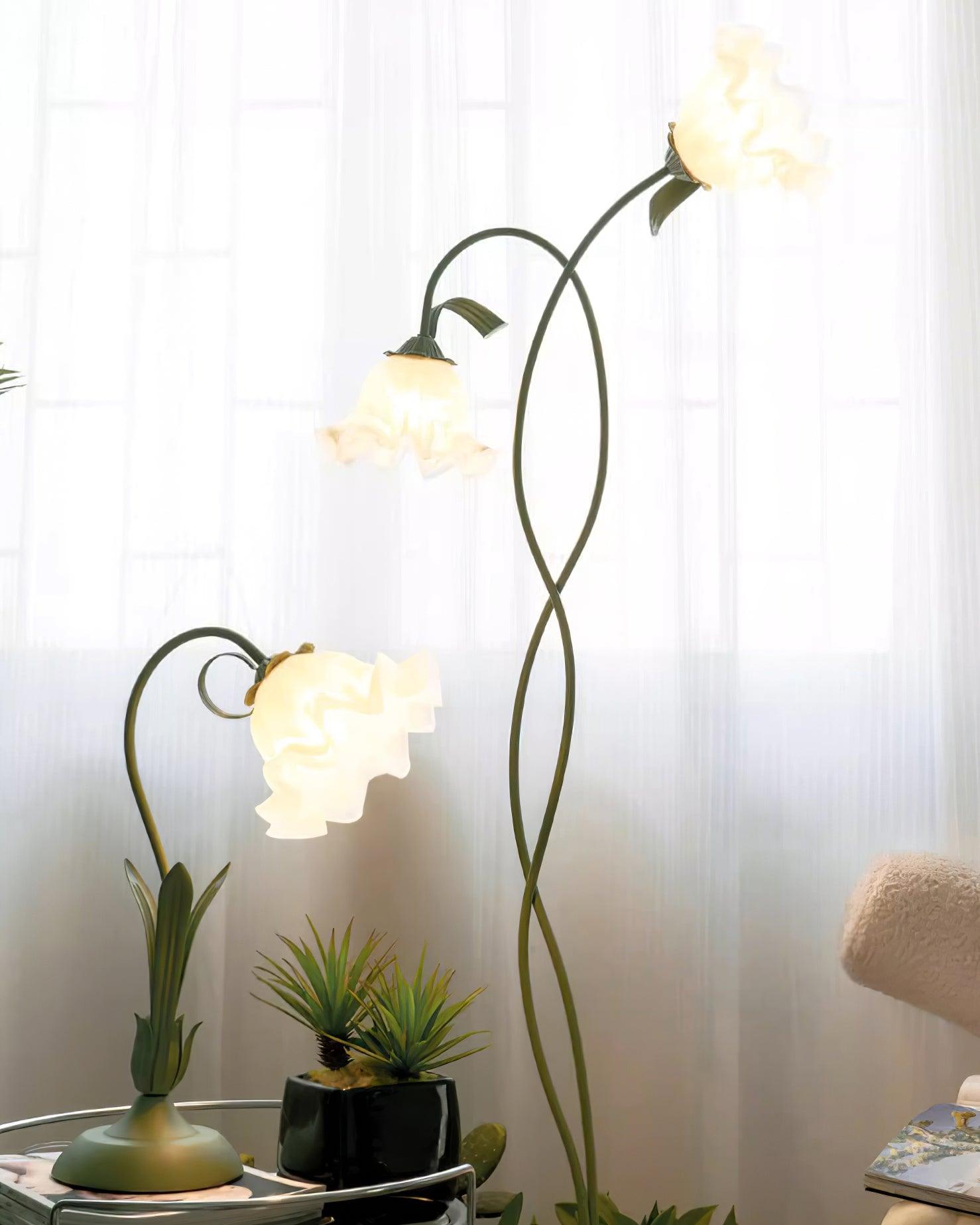 Lampadaire Fleurs de calla