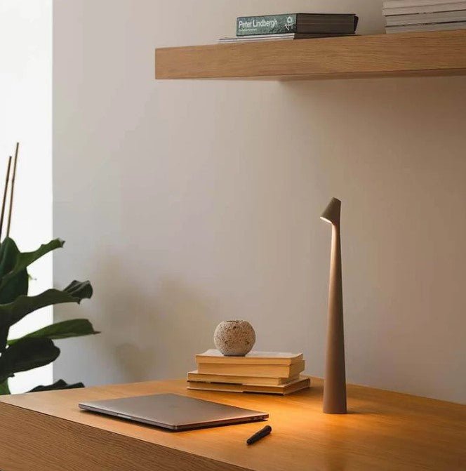 Lampe de table portable LuminaVista