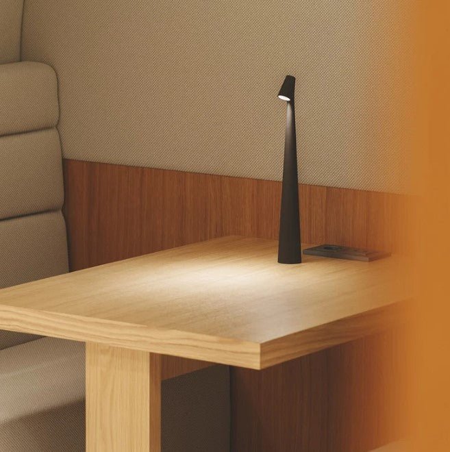 Lampe de table portable LuminaVista