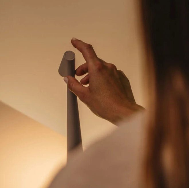 Lampe de table portable LuminaVista